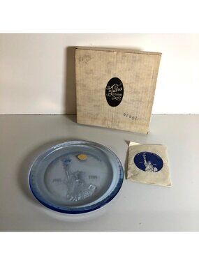Tiara Exclusives Statue Of Liberty Centennial Glass Plate With Box Vintage T-273